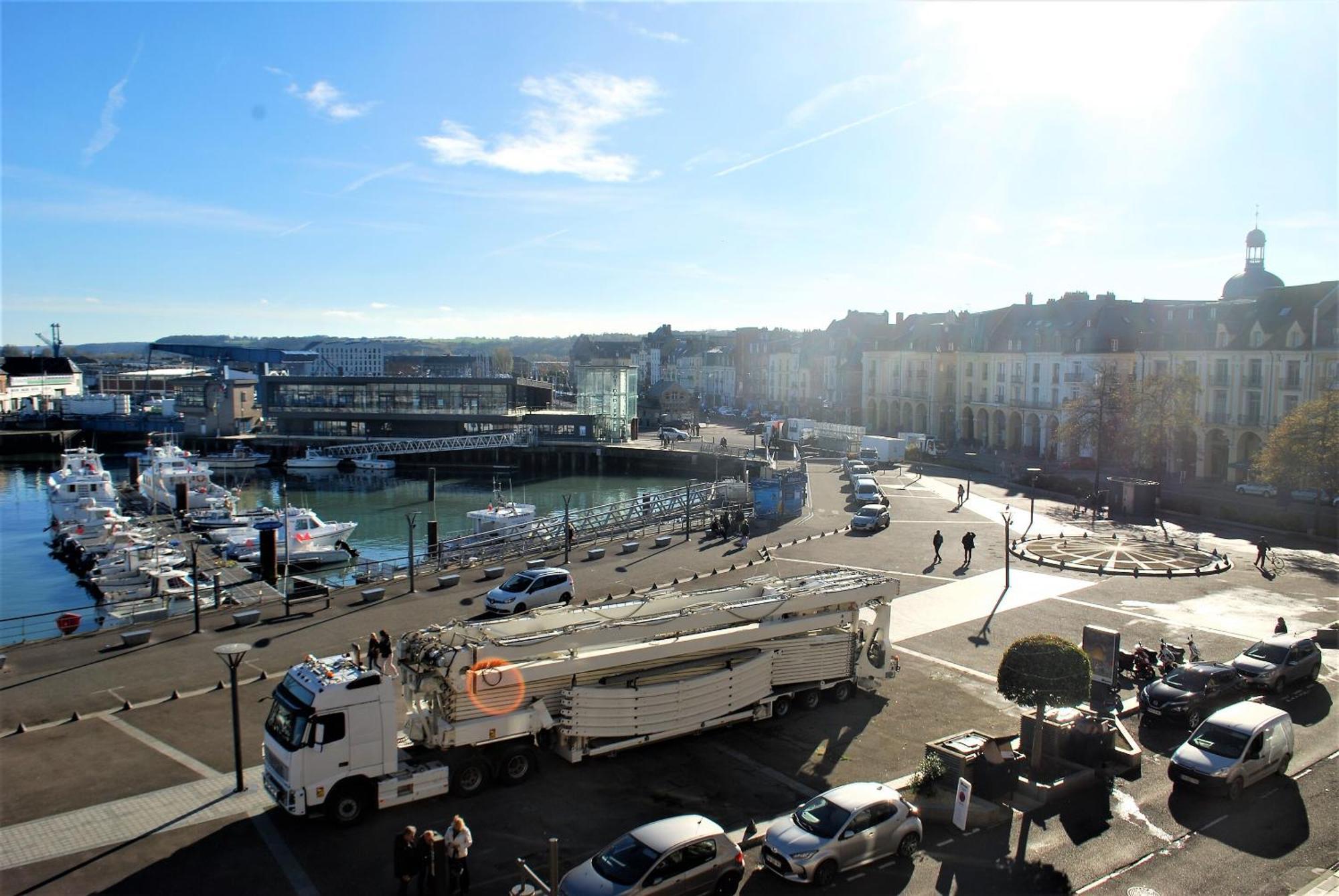 Duplex Avec Vue Sur Le Port De Plaisance Apartment Dieppe Exterior photo